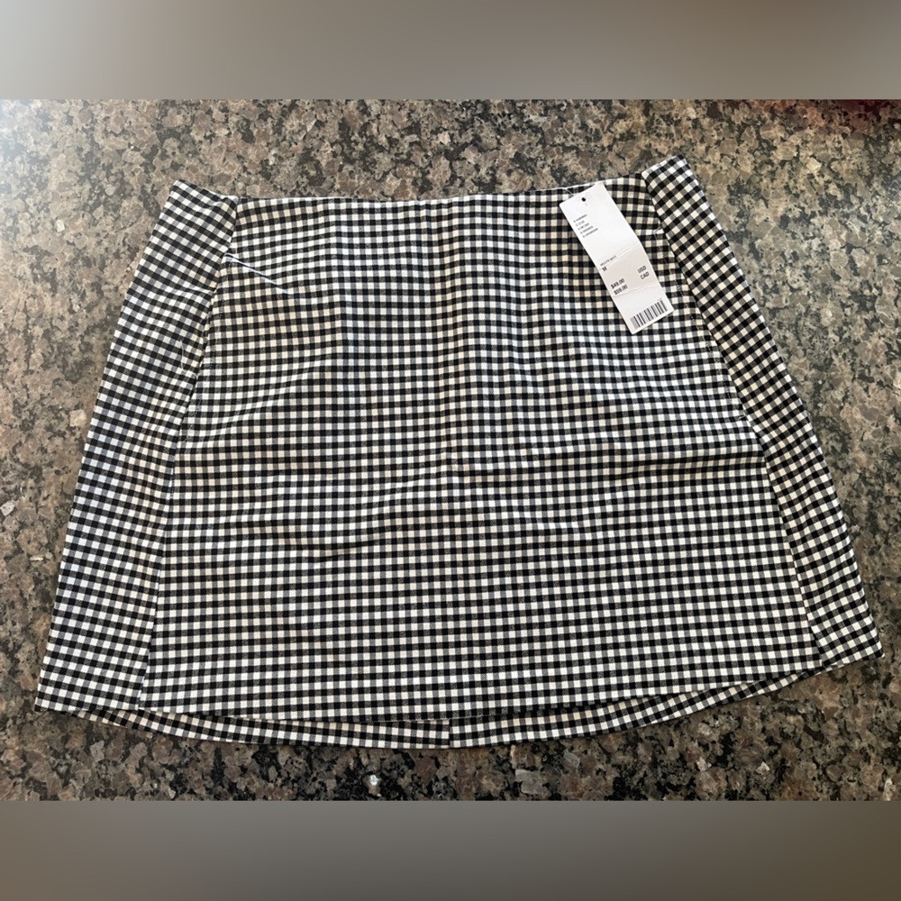 Urban Outfitters Monochrome Checkered skirt